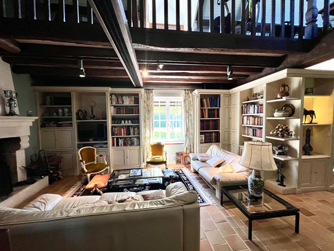 NAVEIL MAGNIFIQUE LONGERE - 7 MN GARE TGV VENDOME - 5 MN CENTRE VILLE 4