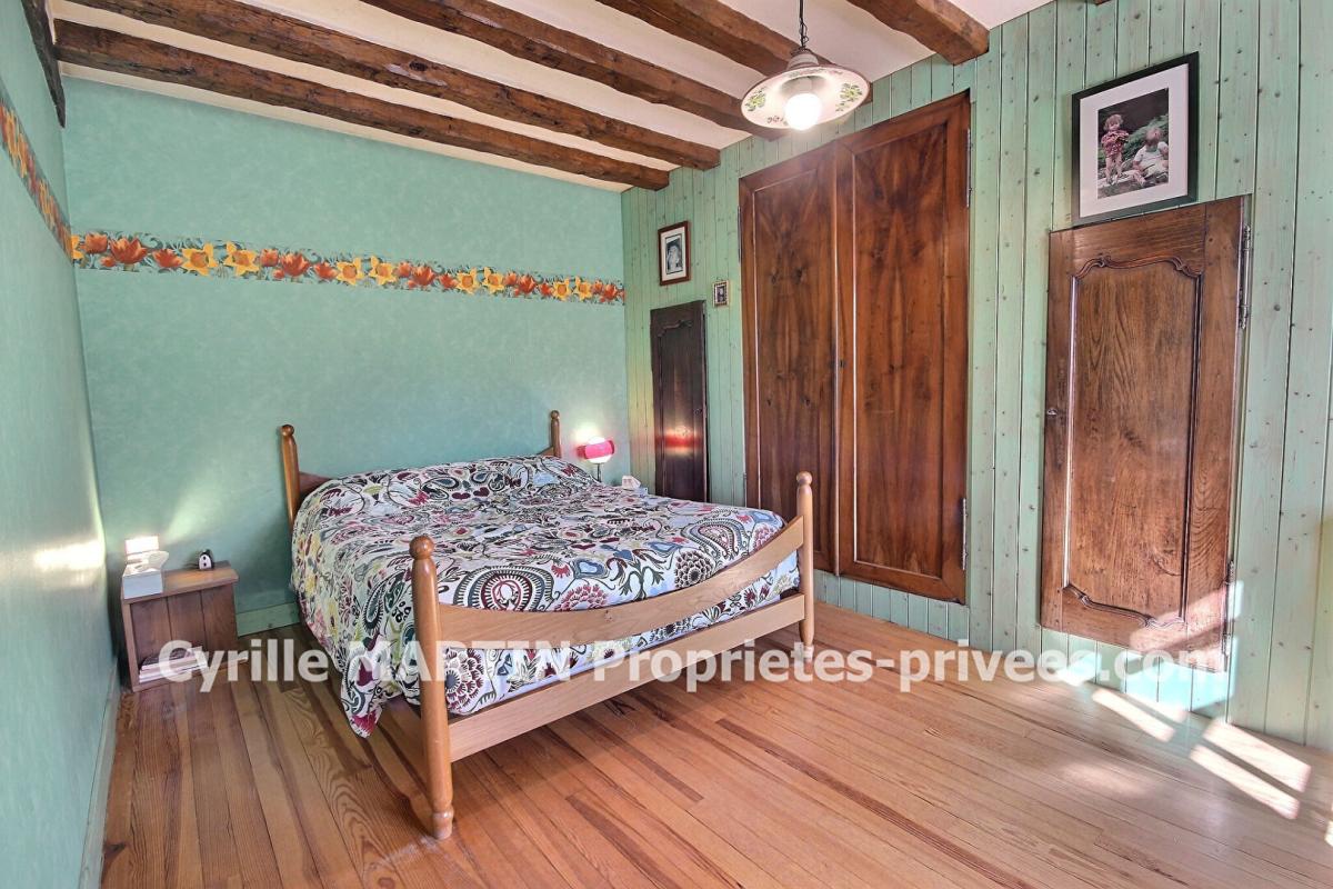 MARCILLY-EN-VILLETTE Propriété d'exception en Sologne ? Longère de 292m² avec piscine intérieure sur 7,8 hectares 11