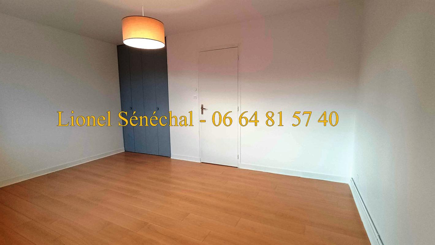 LE MANS Maison de ville 10 pièces de 200 m2 à Le Mans quartier Le Pré / Madeleine 12