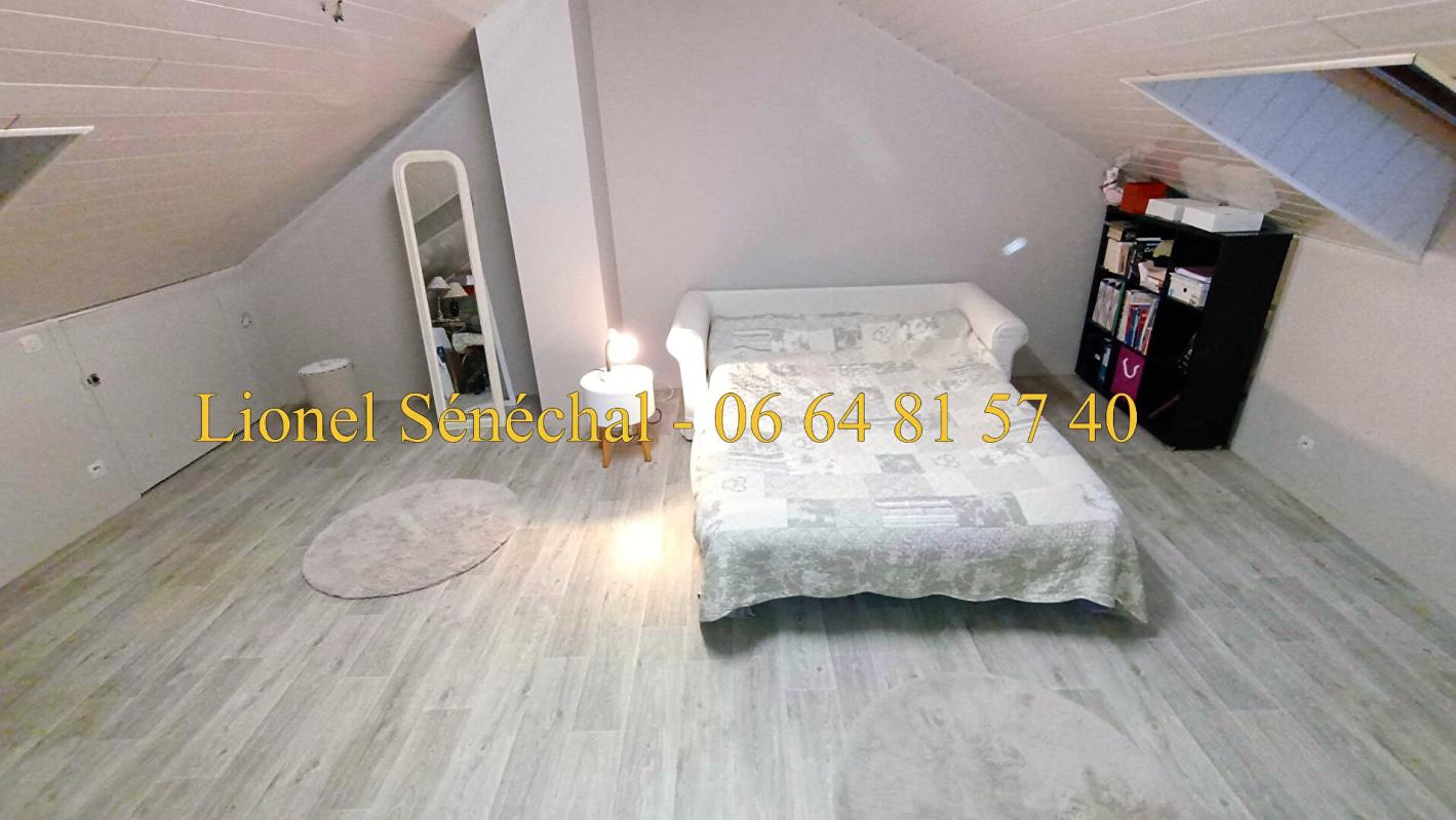 LE MANS Maison de ville 10 pièces de 200 m2 à Le Mans quartier Le Pré / Madeleine 8