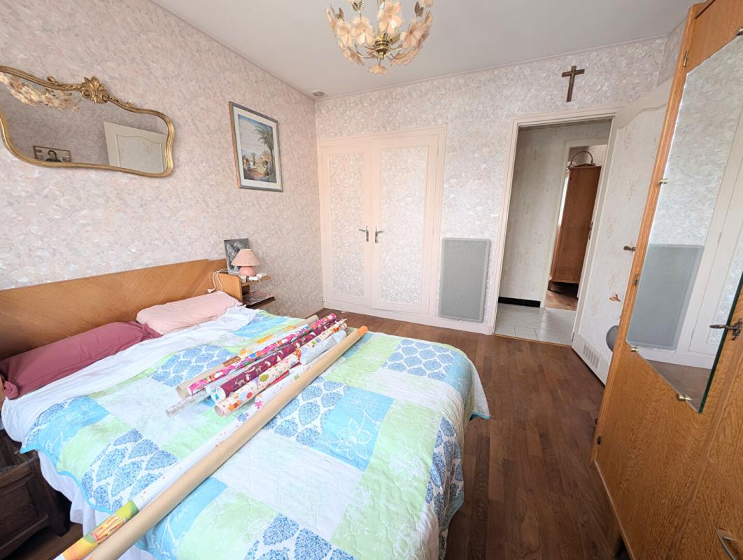 BONCHAMP-LES-LAVAL Maison familiale au calme ? Bonchamp-lès-Laval ? Proche commerces 7