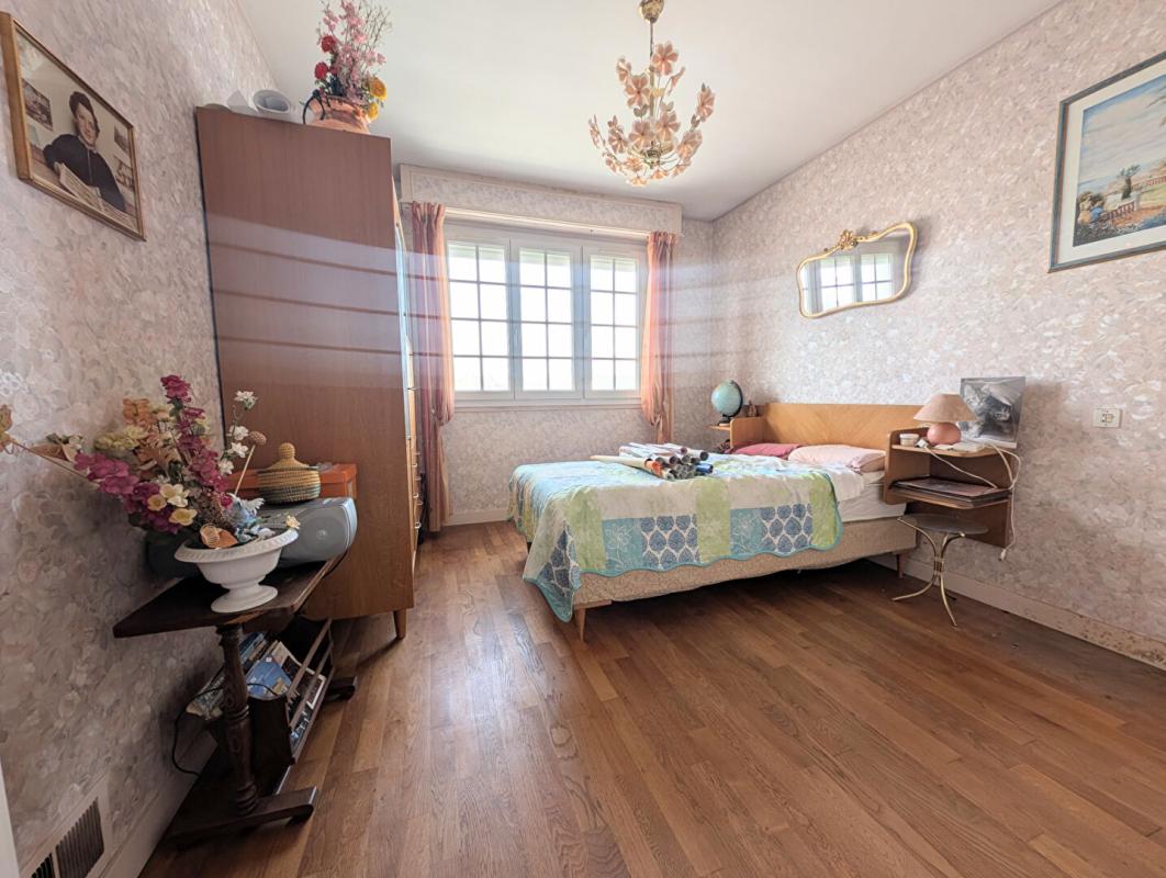 BONCHAMP-LES-LAVAL Maison familiale au calme ? Bonchamp-lès-Laval ? Proche commerces 8