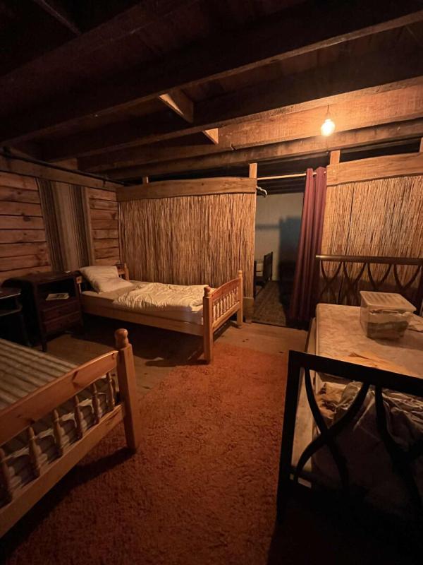 SAINT-FRONT-D'ALEMPS Ferme Saint Front D'Alemps avec terres et dépendances 12