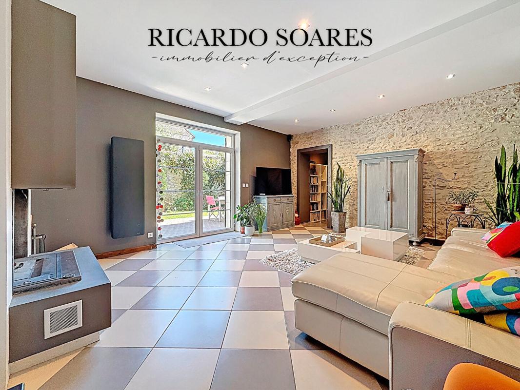 BETHISY-SAINT-PIERRE 60320 BÉTHISY-SAINT-PIERRE / MAGNIFIQUE LONGÈRE RÉVONÉE 199m2 / 5 CHAMBRES / 1 SUITE PARENTALE / TERRASSE ET JARDIN 5