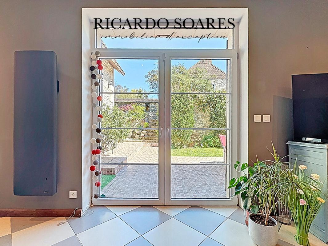 BETHISY-SAINT-PIERRE 60320 BÉTHISY-SAINT-PIERRE / MAGNIFIQUE LONGÈRE RÉVONÉE 199m2 / 5 CHAMBRES / 1 SUITE PARENTALE / TERRASSE ET JARDIN 6