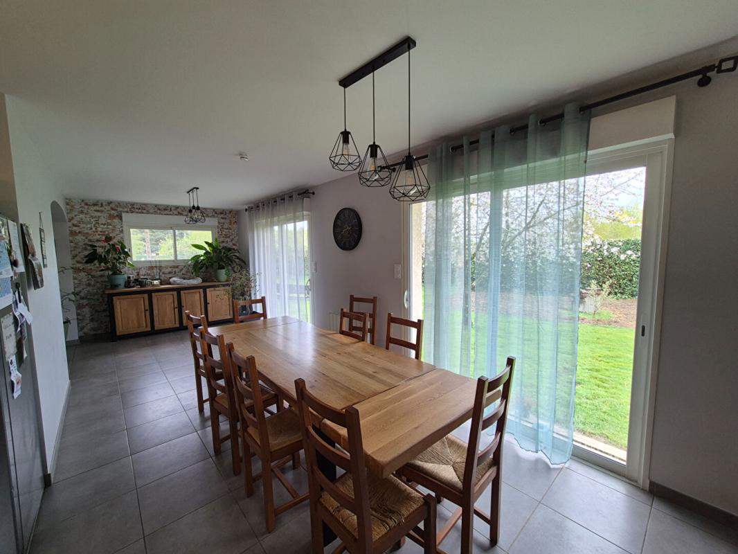 CLERGOUX Maison Clergoux 5 pièce(s) 161 m2 4