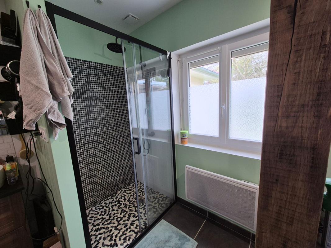 CLERGOUX Maison Clergoux 5 pièce(s) 161 m2 8