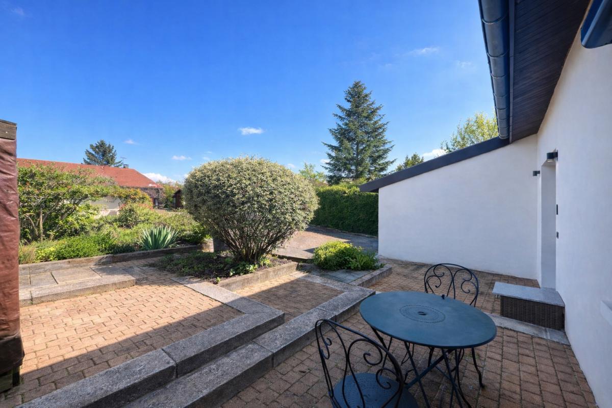 SAINT-GENIS-POUILLY Maison Saint-genis-pouilly 4 pièces 115 m2 12