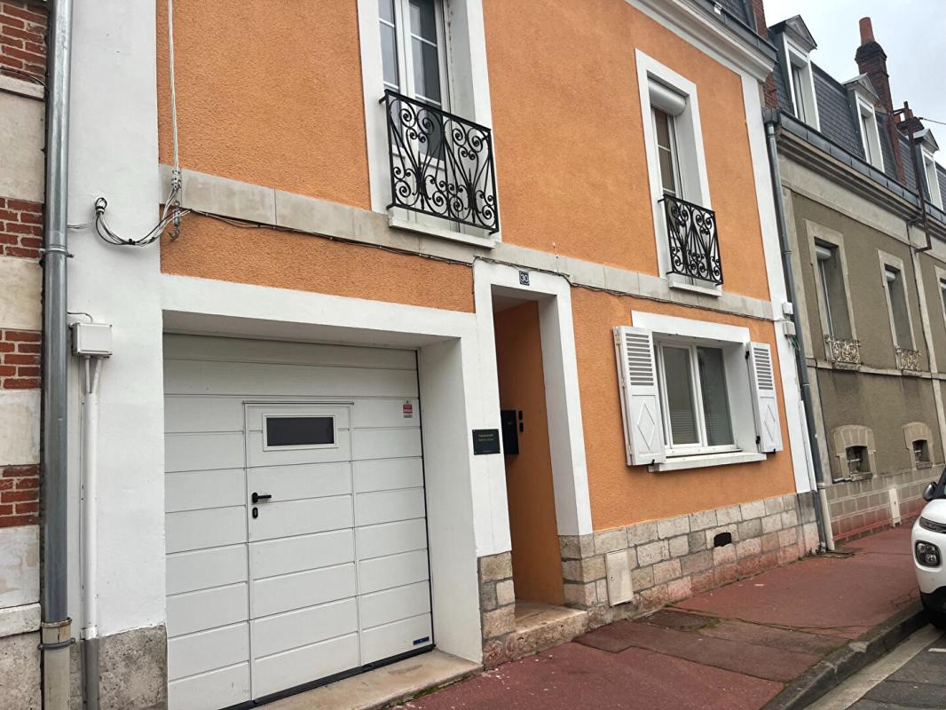 MONTARGIS Appartement Montargis 3 pièces 11