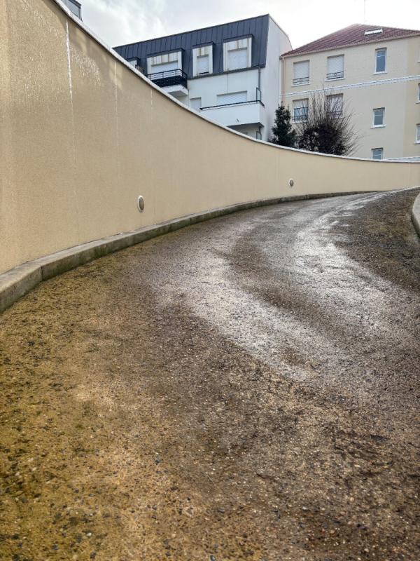 BONDY EXCLUSIVITÉ : STANDING, DOUBLE TERRASSE ET VUE VERDURE ? UN BIEN RARE 15