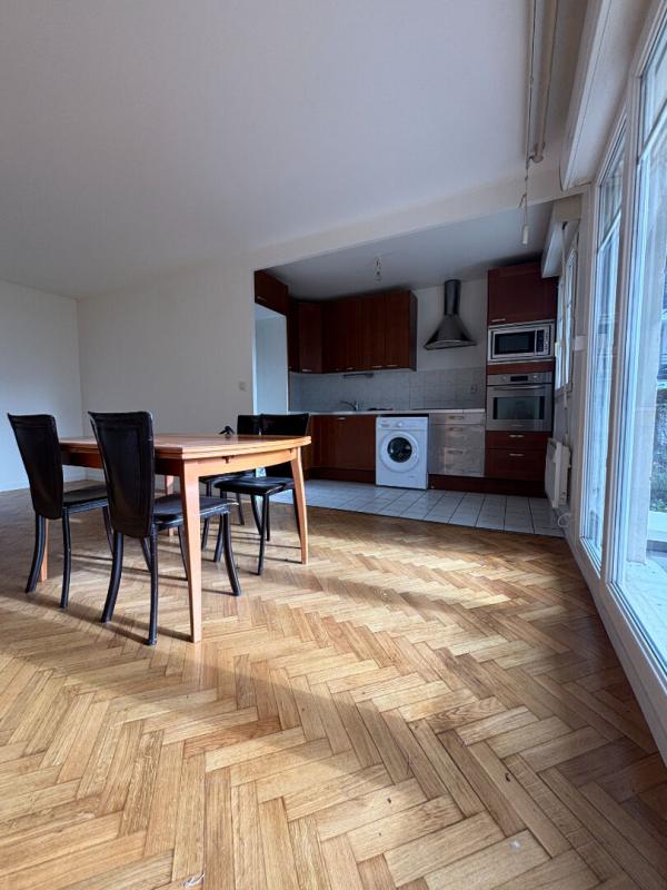 BONDY EXCLUSIVITÉ : STANDING, DOUBLE TERRASSE ET VUE VERDURE ? UN BIEN RARE 2