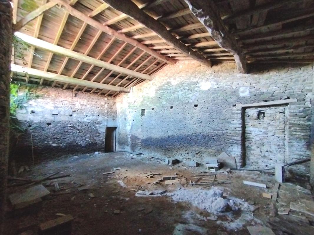 DIVATTE-SUR-LOIRE Grange à rénover, 90m², Divatte sur Loire (44450) 1