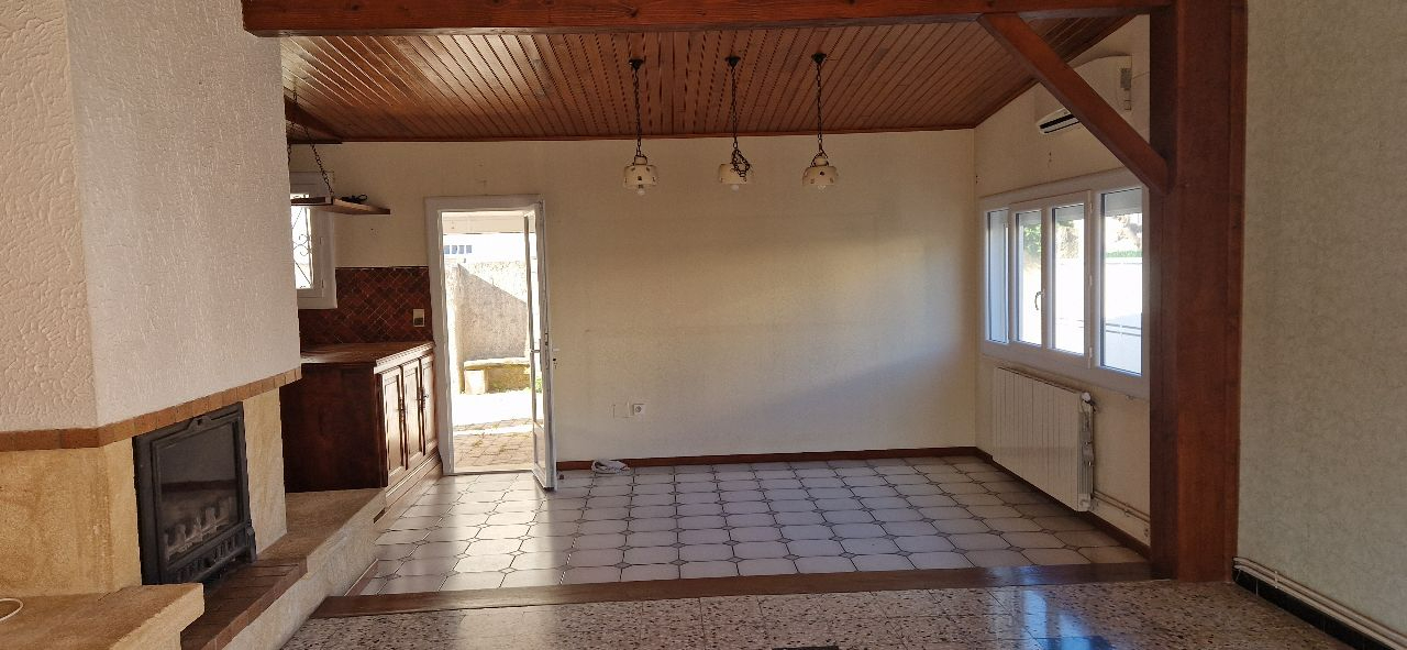 PAULHAN Villa plain pied  avec un beau potentiel 5