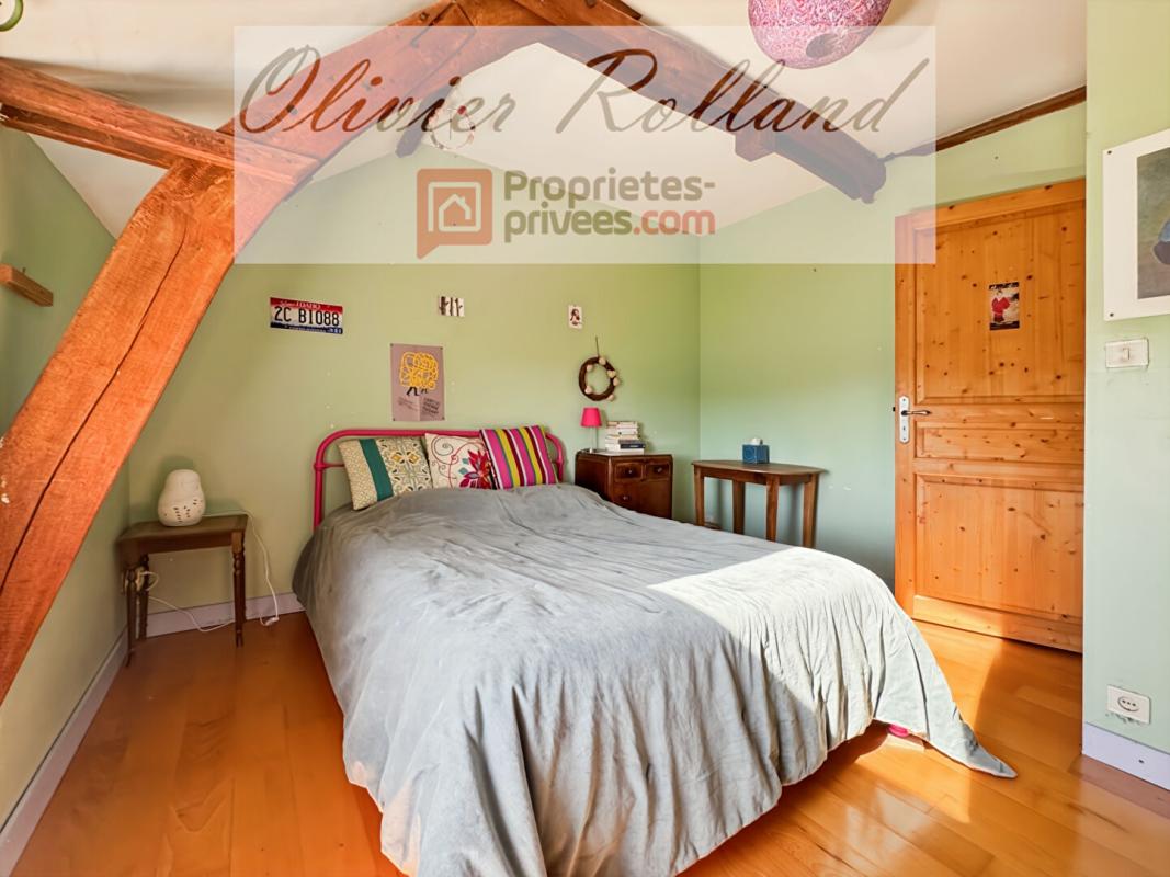 RABLAY-SUR-LAYON Écrin de Verdure et Authenticité : Demeure de Caractère de 212 m² à Rablay sur Layon 10