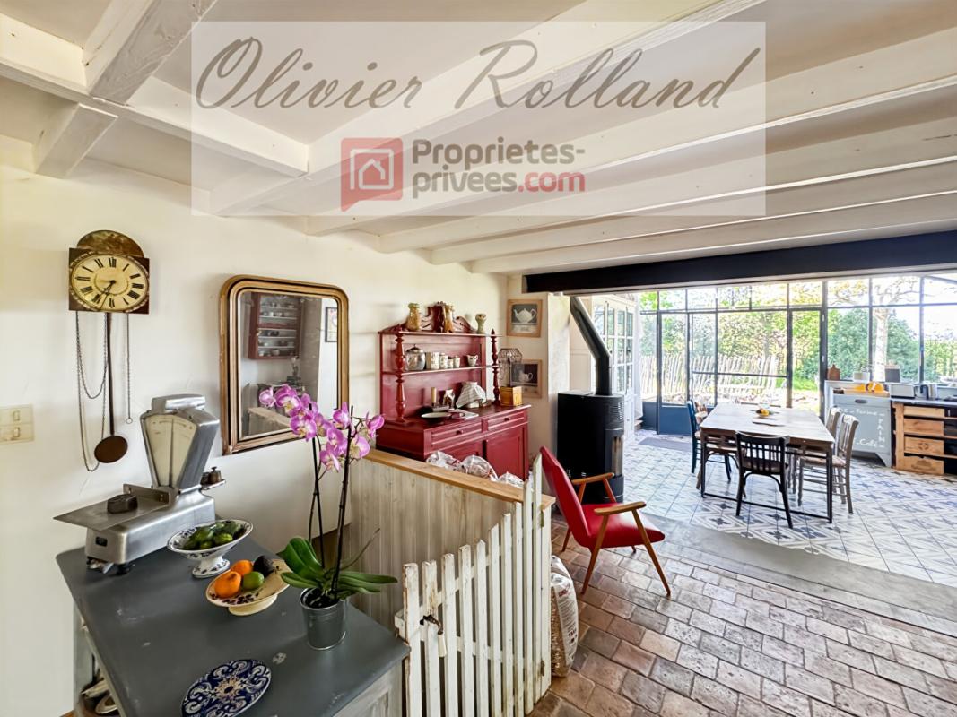 RABLAY-SUR-LAYON Écrin de Verdure et Authenticité : Demeure de Caractère de 212 m² à Rablay sur Layon 7