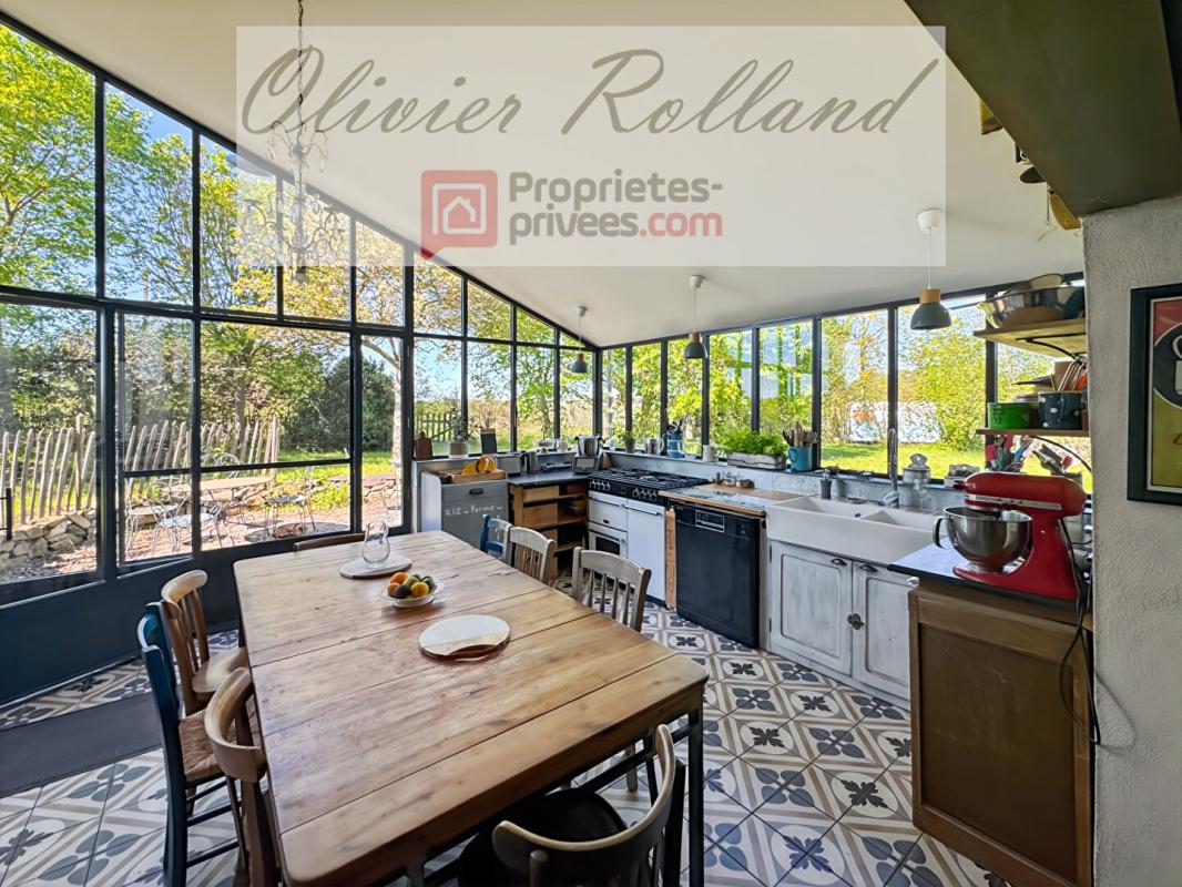 RABLAY-SUR-LAYON Écrin de Verdure et Authenticité : Demeure de Caractère de 212 m² à Rablay sur Layon 8