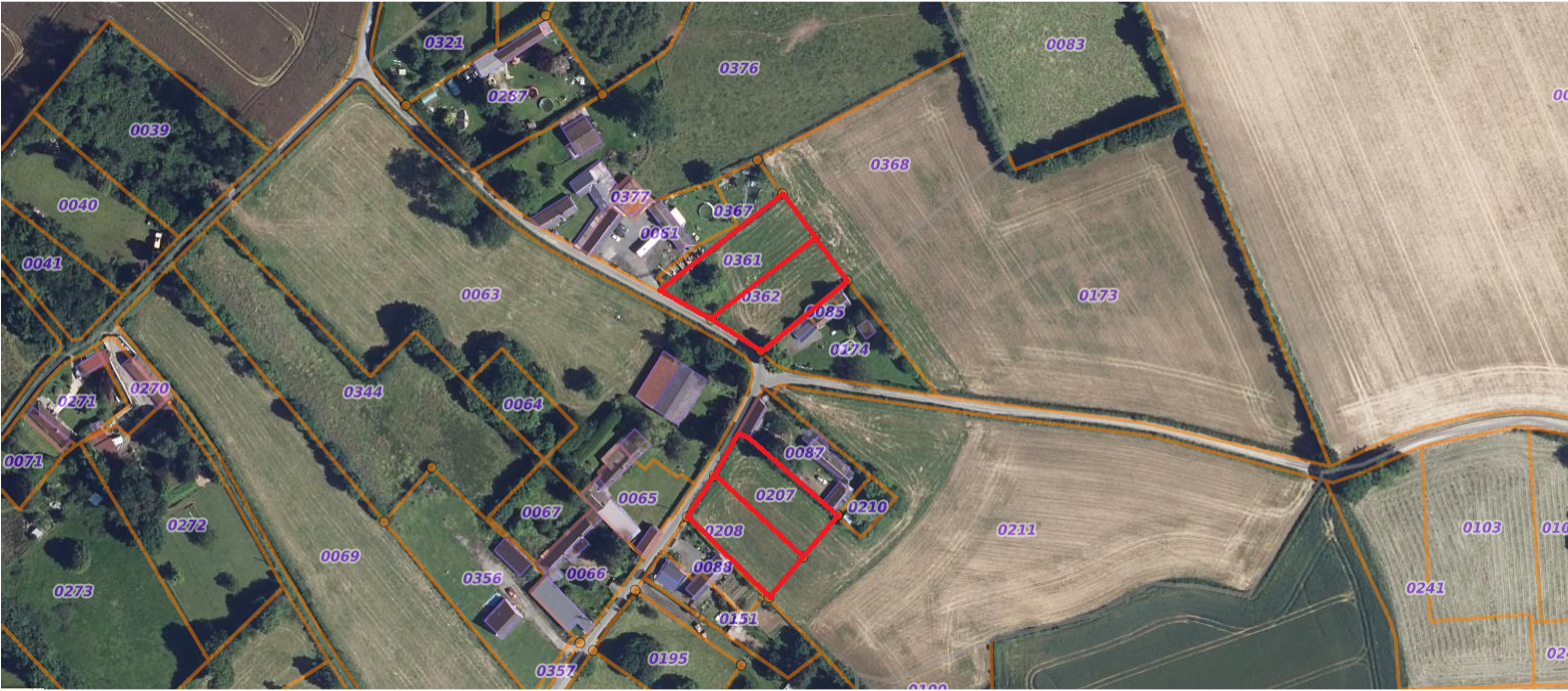 SONGEONS Ensemble de terrains Songeons 3987 m2 1