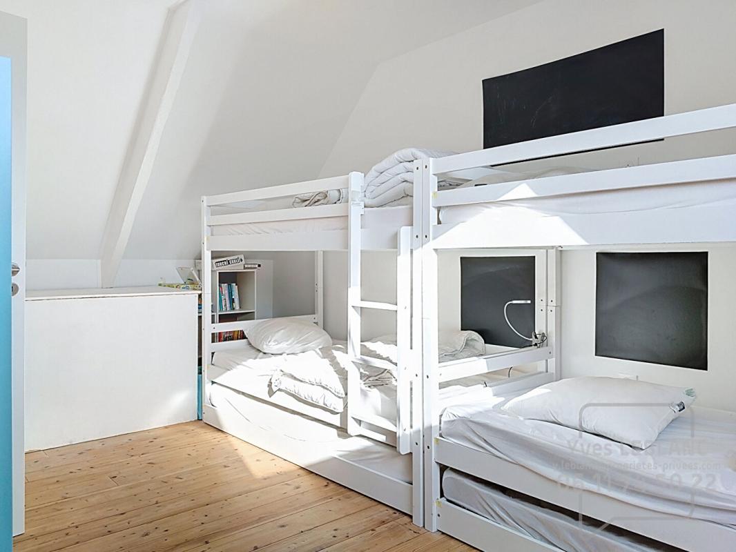 GROIX Maison Groix 6 pièce(s) 133 m2 11