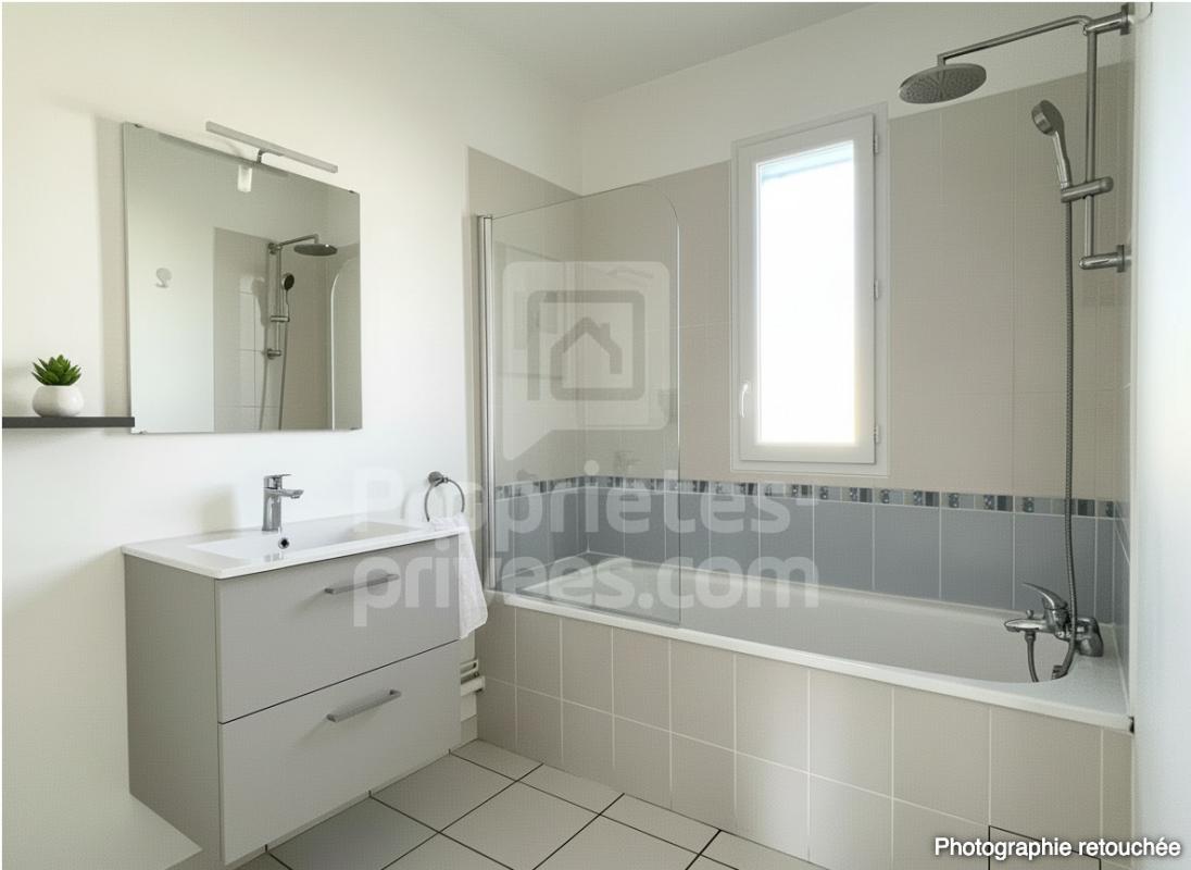 CASTELGINEST Villa Castelginest 4 pièce(s) 83 m2 12