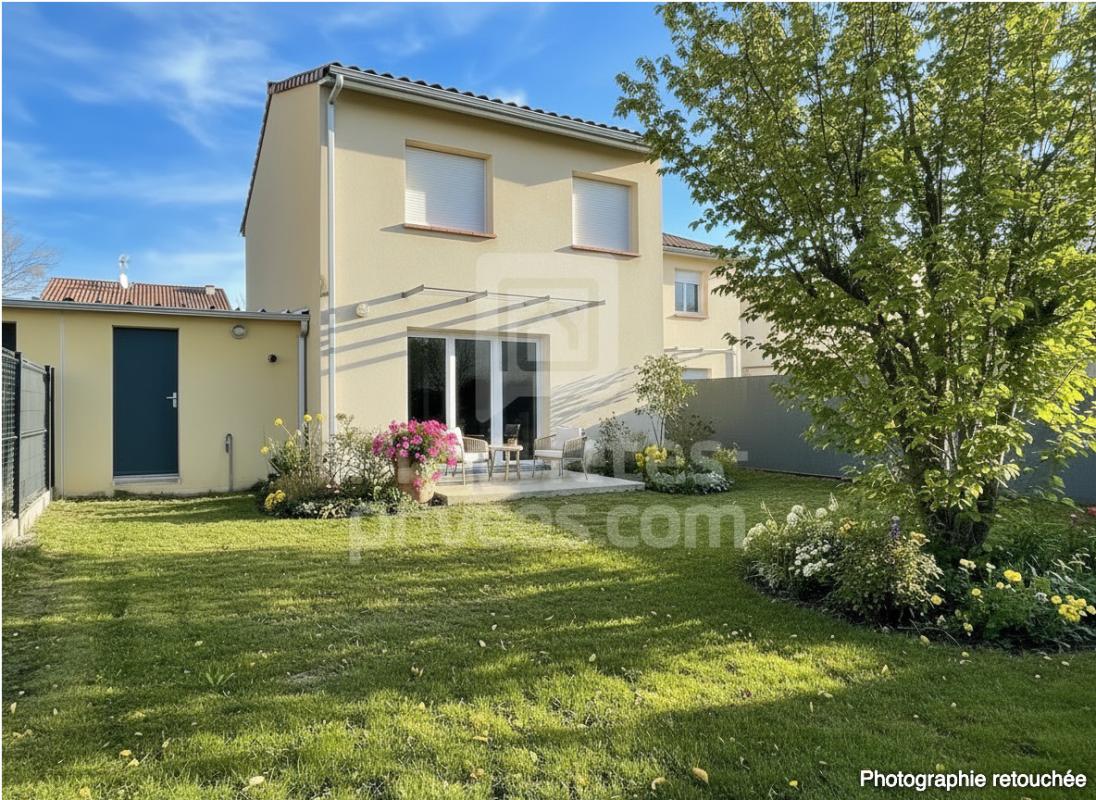 CASTELGINEST Villa Castelginest 4 pièce(s) 83 m2 15