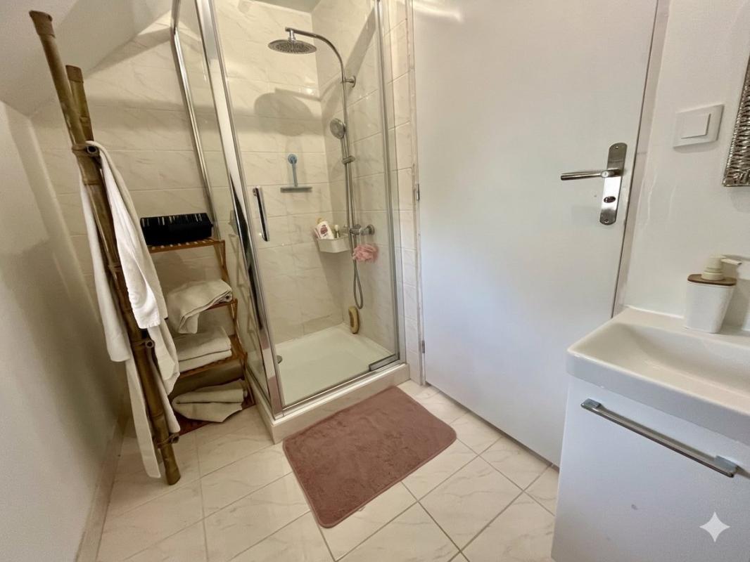 ETAMPES Magnifique maison 5 Chambres + dependances proche ETAMPES 10