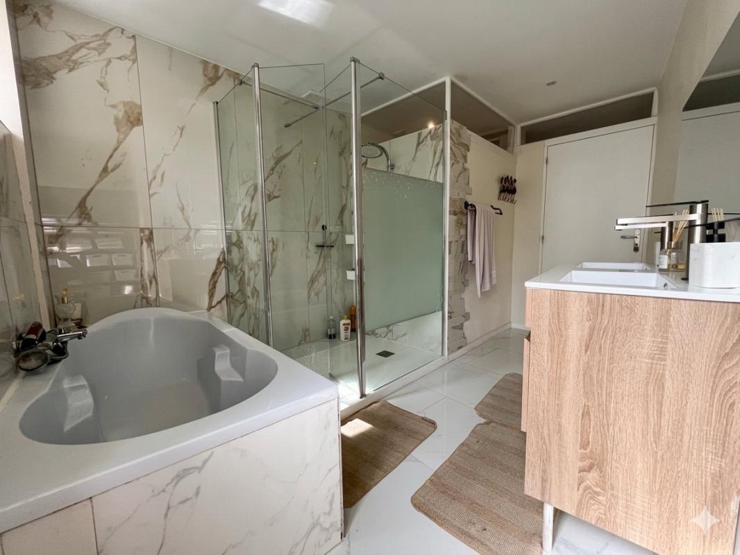 ETAMPES Magnifique maison 5 Chambres + dependances proche ETAMPES 5