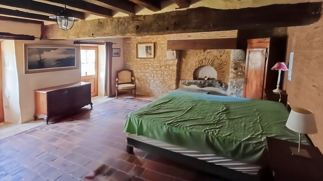 RIVARENNES Bastide parc régional de la Brenne à Rivarennes 8 pièce(s) 240 m2 6