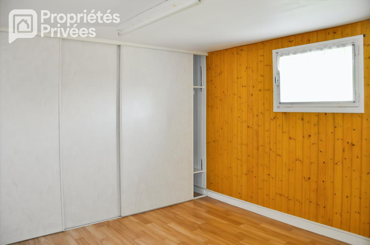 COSSE-LE-VIVIEN Maison 5 pièce(s) 73 m2 11