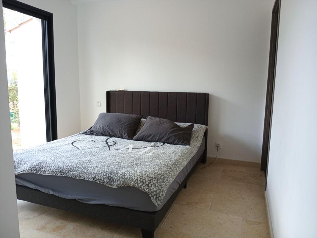 MONTFORT-SUR-ARGENS Maison neuve en RE2020 de 148.55 m2 sur 1200m² de terrain avec vue sur les collines - Montfort Sur Argens 10