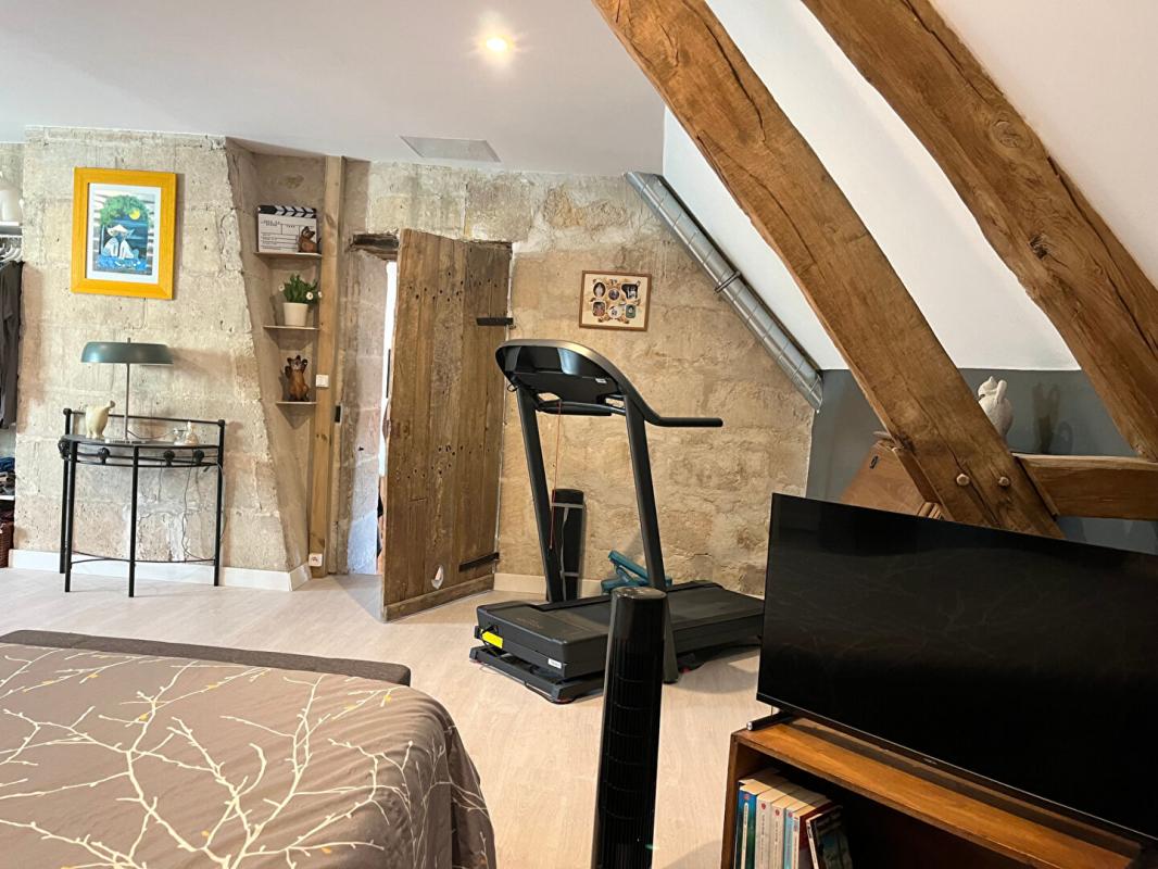 TROSLY-BREUIL Maison  Longère de 7 pièce(s) 198 m2 -Terrain 868 m² - Dépendances 13