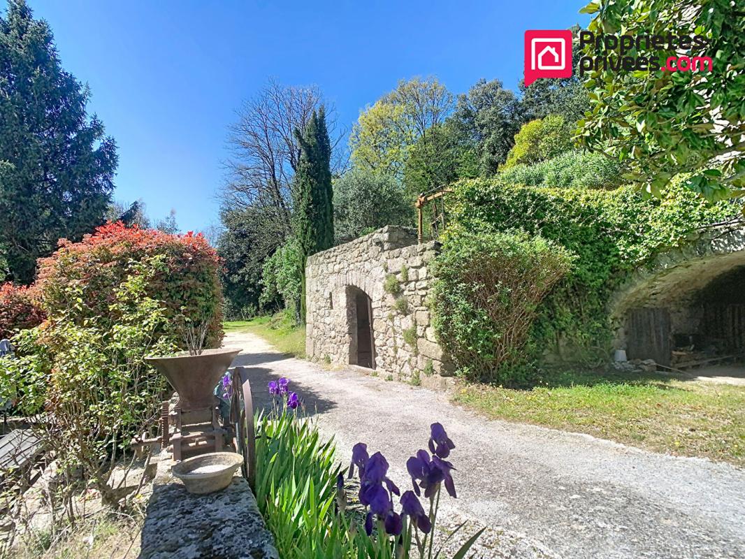 SAINT-ANDRE-DE-MAJENCOULES Château Saint Andre De Majencoules 47 pièce(s) 1281 m2 3