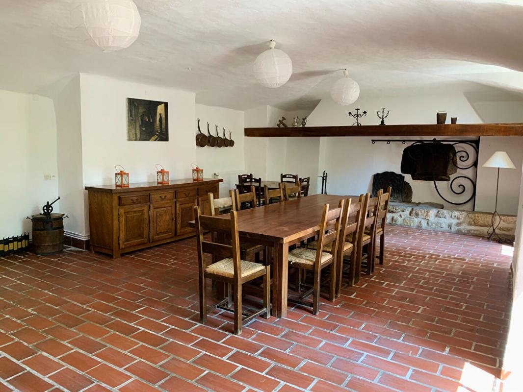 SAINT-ANDRE-DE-MAJENCOULES Château Saint Andre De Majencoules 47 pièce(s) 1281 m2 5