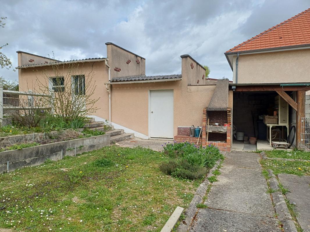 CHEPY Maison familiale 150 m² - 5 chambres à 5 mn de Chalons en Champagne 17