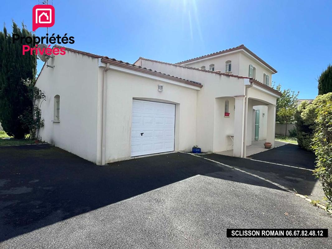 COZES Maison Cozes 7 pièces 181 m2 - 5 chambres - jardin - PRIX 410 760 HAI 15