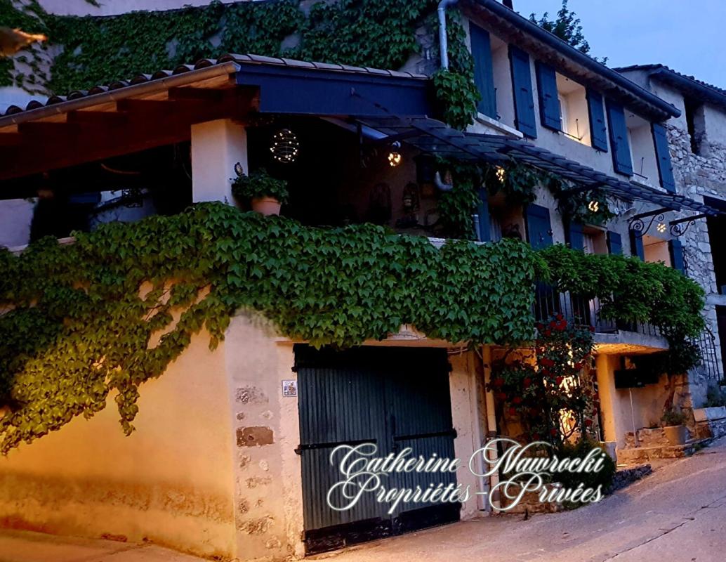 AUREL Maison de village 110 m² avec jardin de 265 m², garage et parking privé Aurel 1