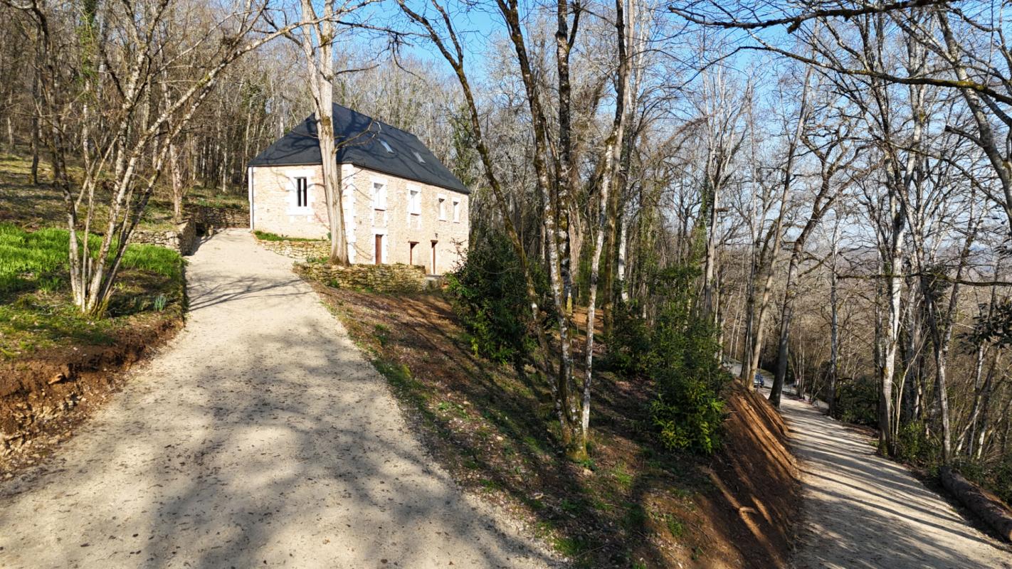 LE BUISSON-DE-CADOUIN Maison récemment rénovée avec 3 chambres 18
