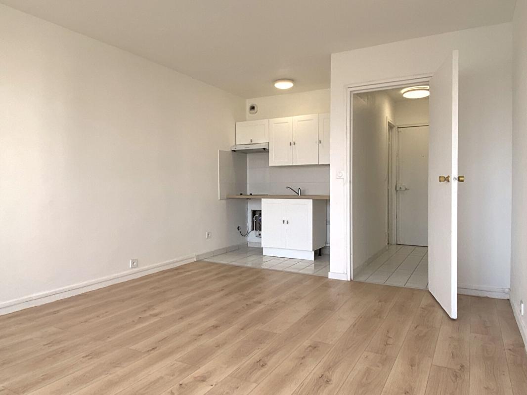 VITRY-SUR-SEINE Appartement Vitry Sur Seine 1 pièce(s) 24.5 m2 1