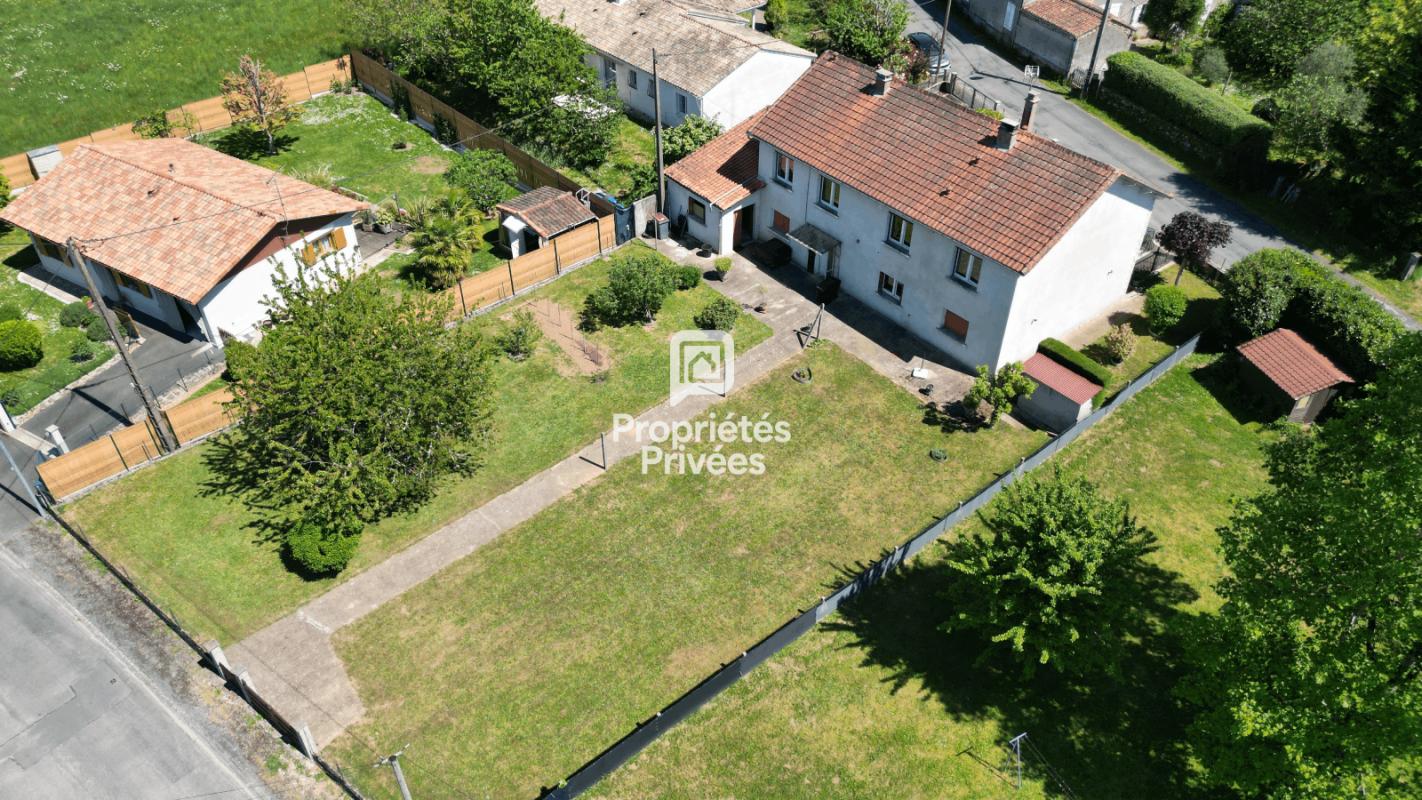 NONTRON NONTRON : Maison saine (DPE D), 100 m² habitables + Garage XXL de 41 m² ! 3