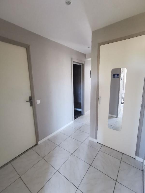 DRAGUIGNAN T4 à deux pas du centre-ville - balcon, cave et parking 7