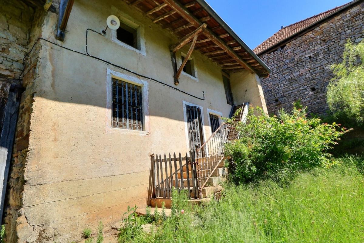 LA CHAPELLE-DU-MONT-DE-FRANCE Ancien corps de ferme 11