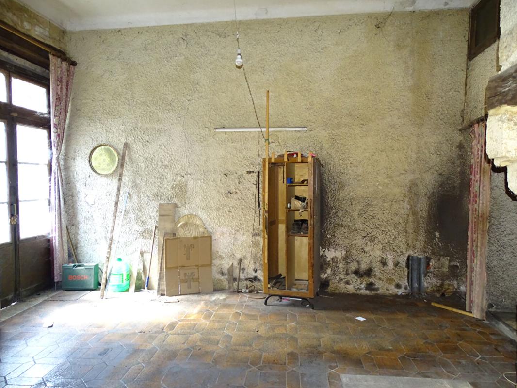MONTIGNAC Local commercial Montignac Lascaux 2 pièce(s) 40 m2 3