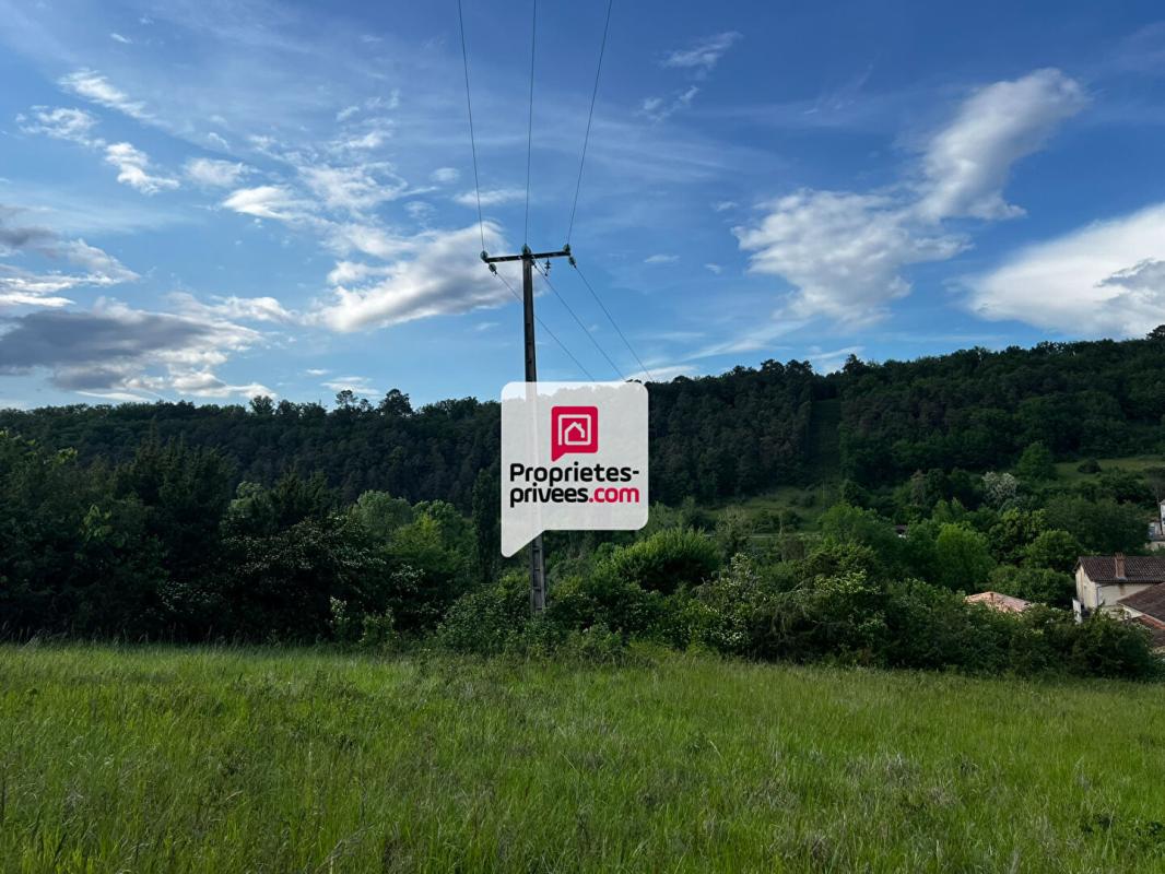 SAINT-PAUL-DE-SERRE Beau terrain constructible et arboré de 3350 m² situé proche du bourg de SAINT-PAUL-DE-SERRE (24380) 6