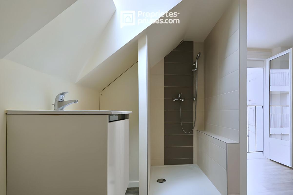 CHOLET Maison Cholet 2 pièce(s) 9