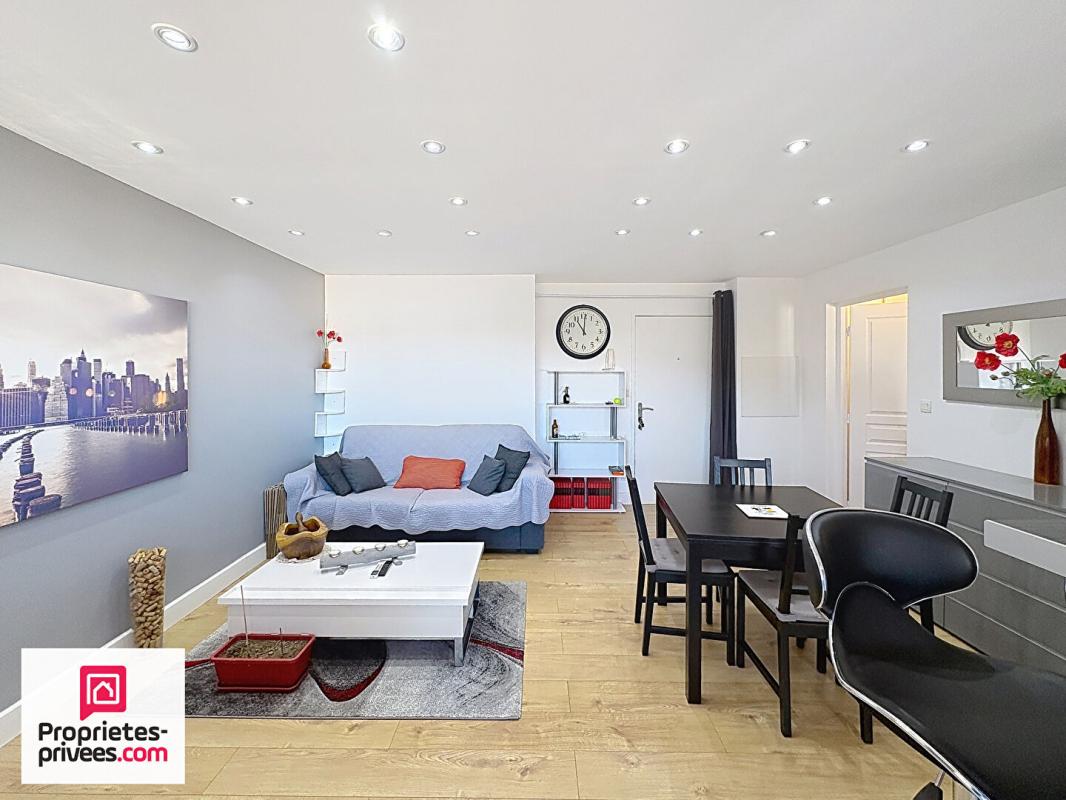 ROCBARON Appartement Rocbaron 2 pièce(s) 5