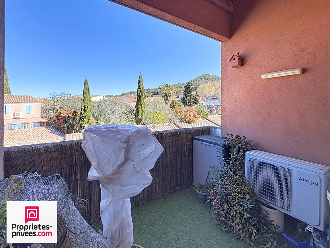 ROCBARON Appartement Rocbaron 2 pièce(s) 7