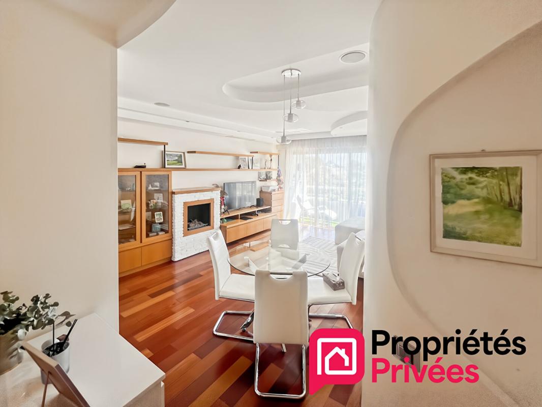 VILLENEUVE-LOUBET Duplex meublé T3 esprit Yachting - 2 terrasses - Marina Baie des Anges 5