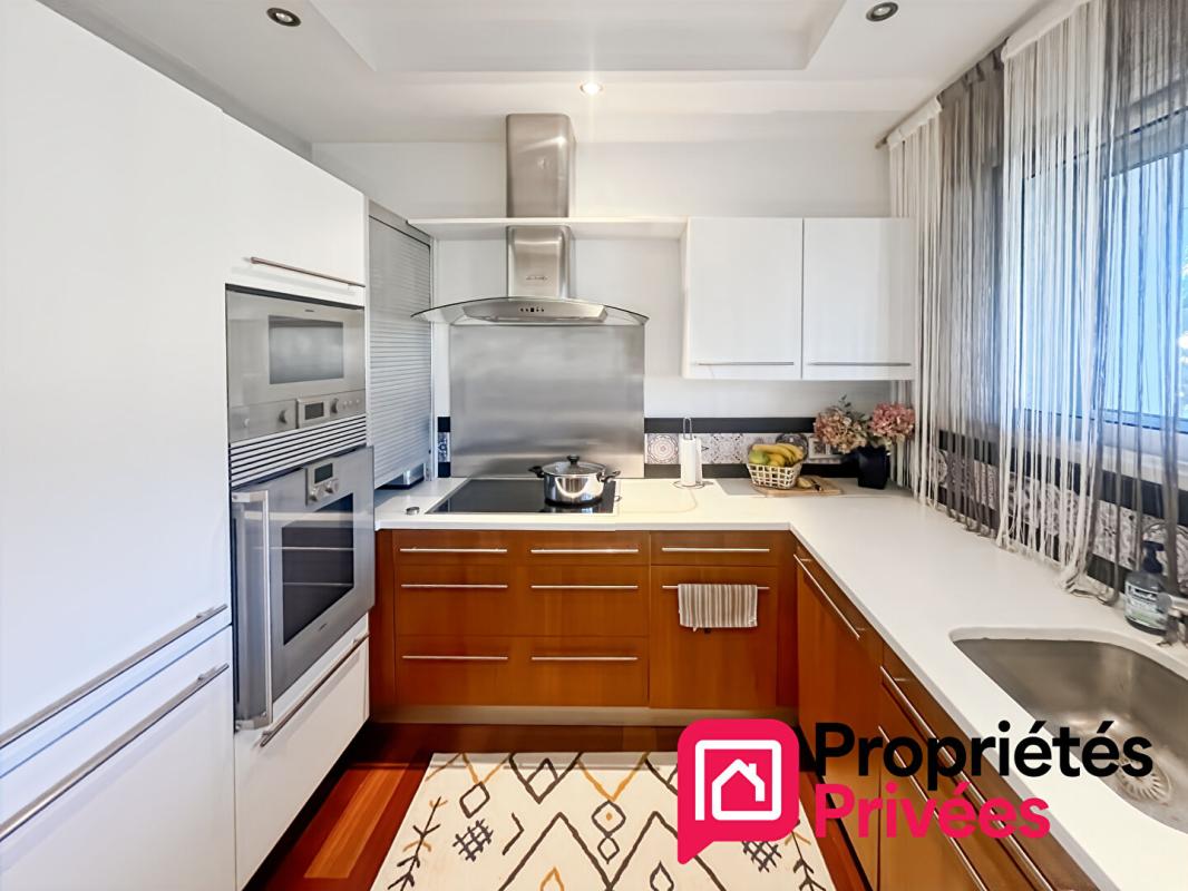 VILLENEUVE-LOUBET Duplex meublé T3 esprit Yachting - 2 terrasses - Marina Baie des Anges 6