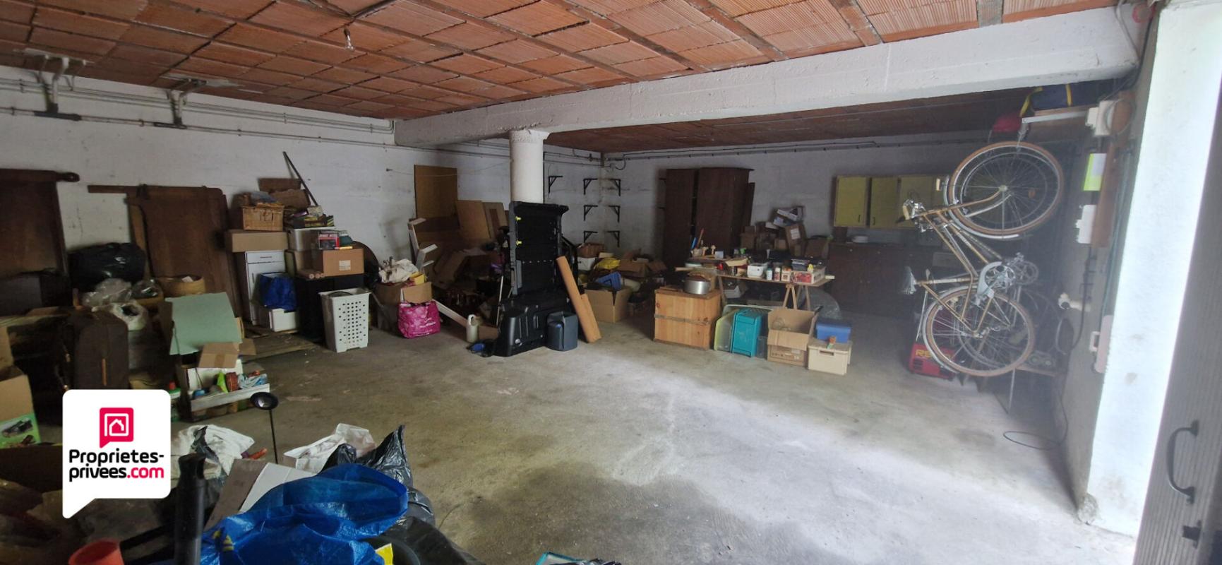 LANGON Maison de plain-pied de 120m² - 3 chambres - Garage - Dépendances - Terrain arboré de 2070m² 10