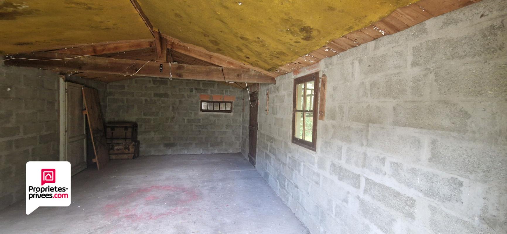 LANGON Maison de plain-pied de 120m² - 3 chambres - Garage - Dépendances - Terrain arboré de 2070m² 13