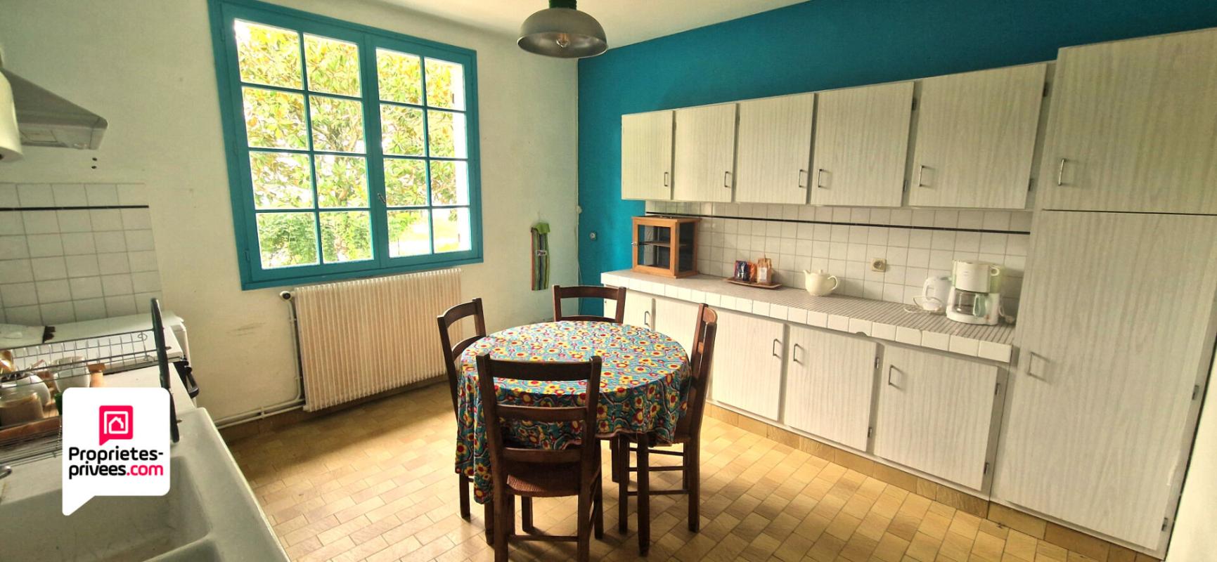 LANGON Maison de plain-pied de 120m² - 3 chambres - Garage - Dépendances - Terrain arboré de 2070m² 5